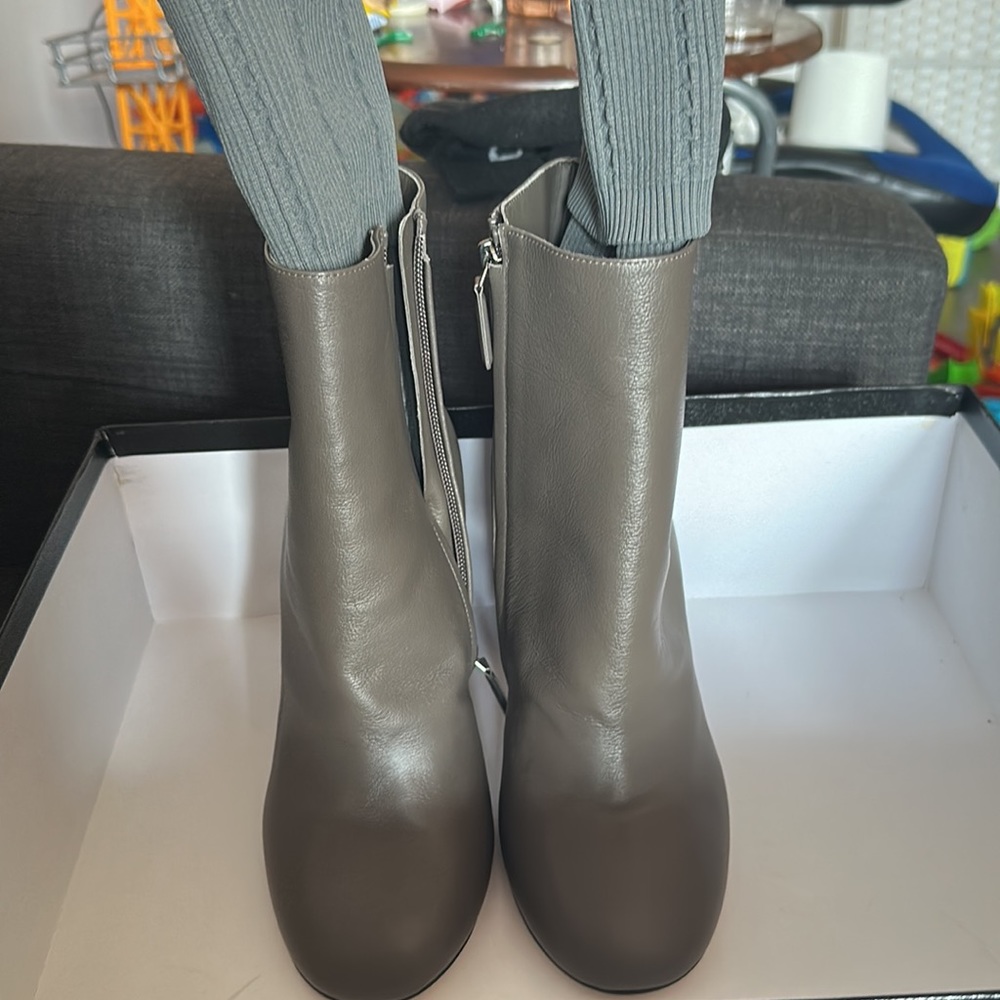 Chanel booties - Picture 2 of 6